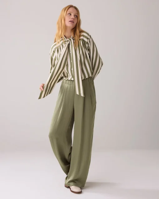 Blouse with bow in contrast^Summum Clearance