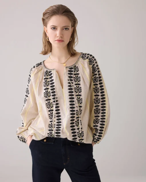 Bohemian top with embroidery^Summum Sale