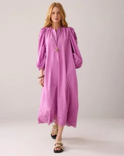Feminin dress with embroidery^Summum Hot
