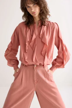 Top with ruffles^Summum Fashion